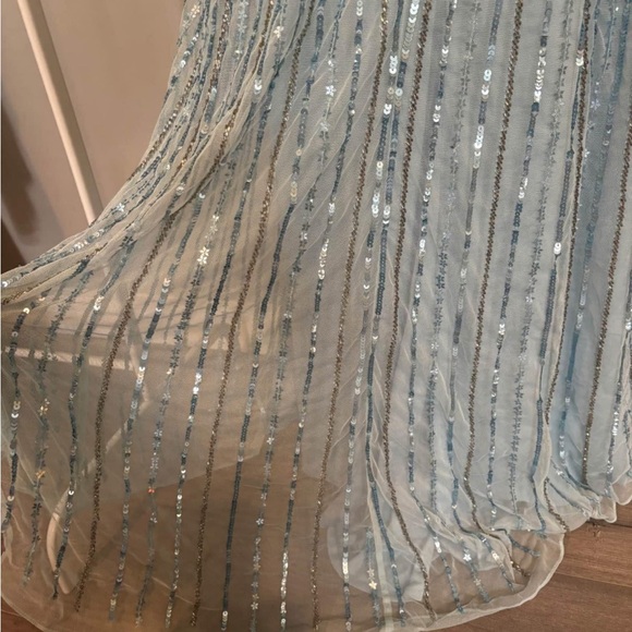 Mac Duggal Ice Blue 🧊 Sequin Gown - Picture 8 of 8